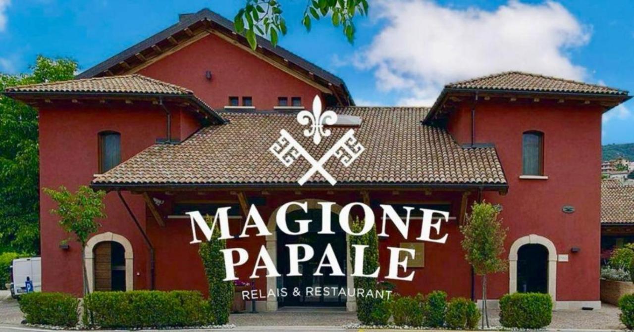 Magione Papale Relais Hotel LʼAquila Exterior foto