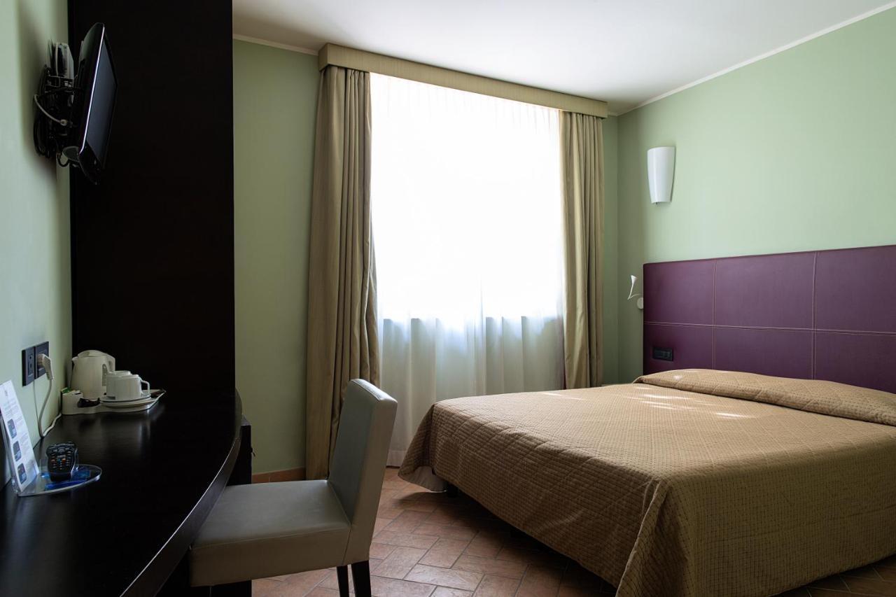 Magione Papale Relais Hotel LʼAquila Exterior foto